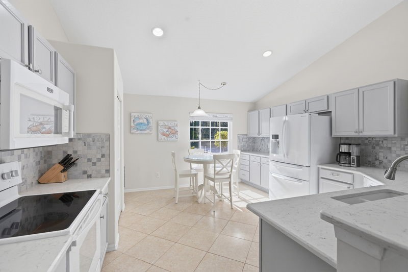 1746 Highland Drive SW