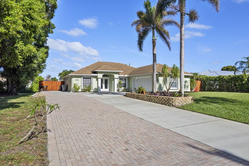 1746 Highland Drive SW