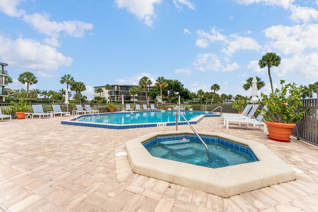 1850 Bay Road 3G