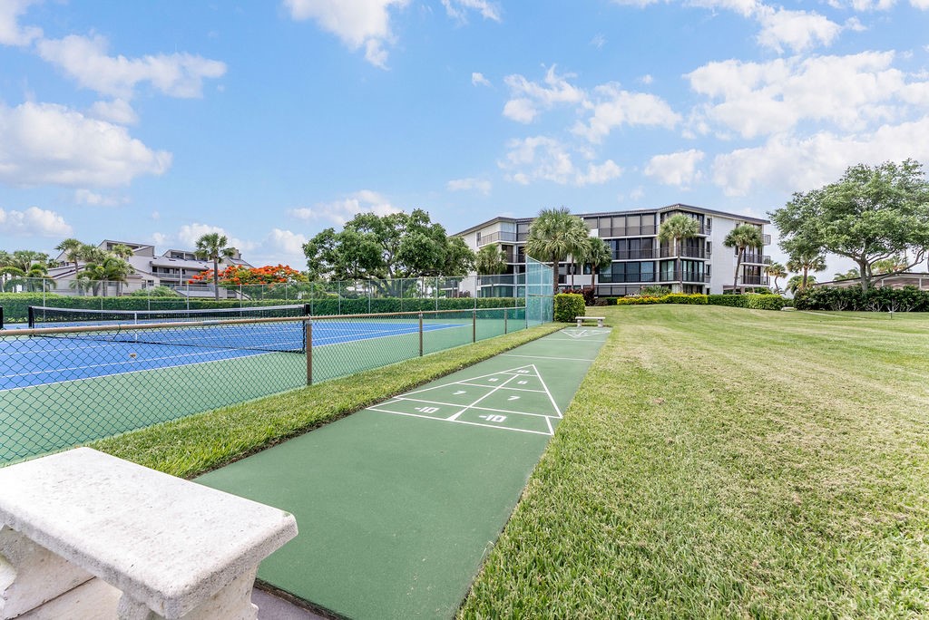 1850 Bay Road 3G