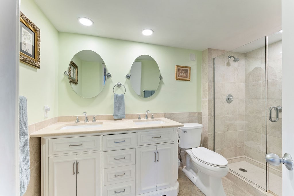 1850 Bay Road 3G
