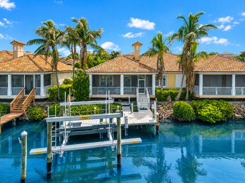 5545 E Harbor Village Drive
