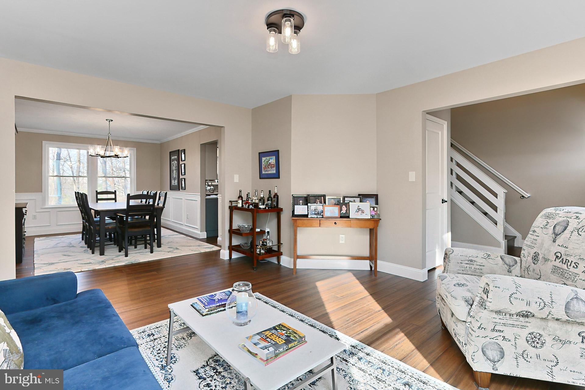77 Balsam Ln