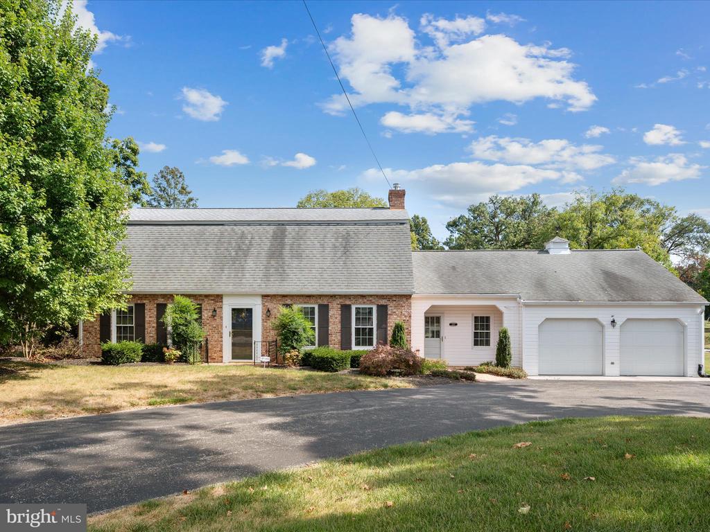308 W MAIN STREET