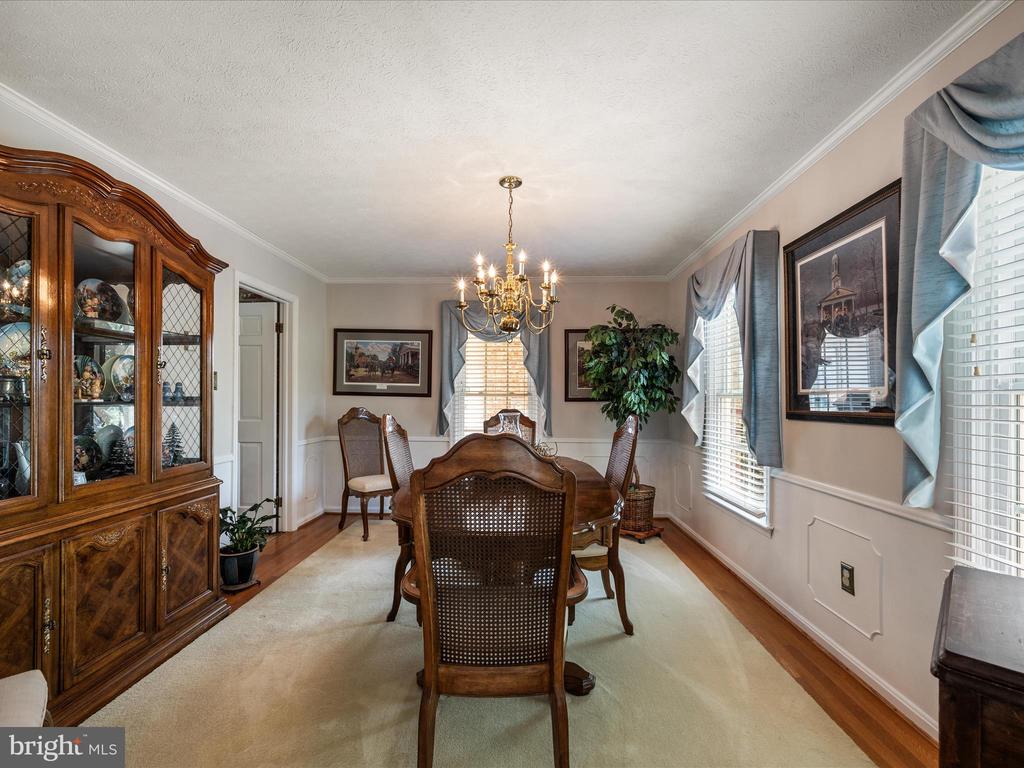 308 W MAIN STREET