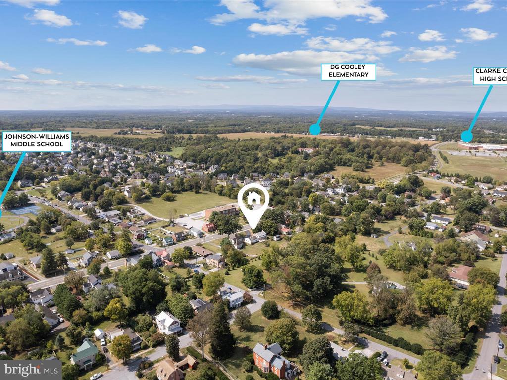 308 W MAIN STREET