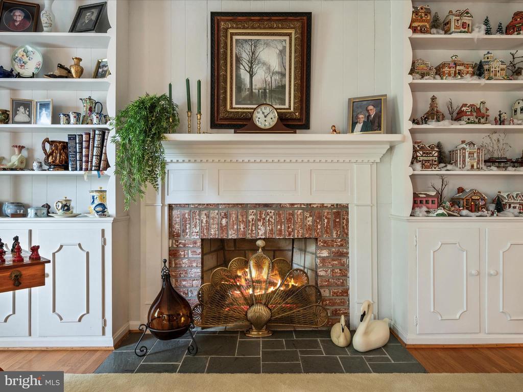 308 W MAIN STREET