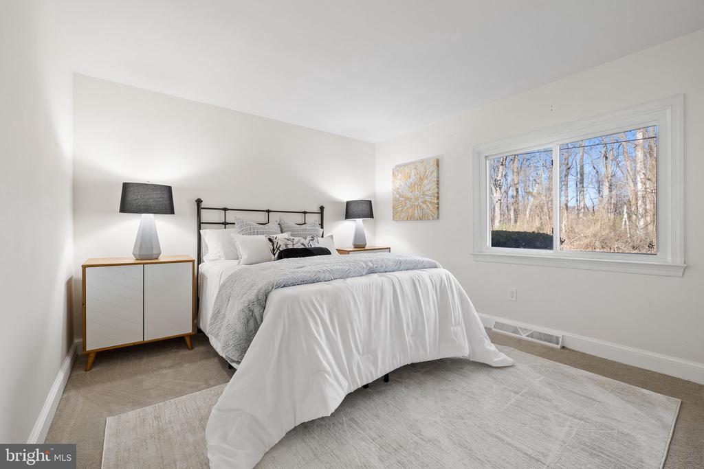5399 Old Alexandria Tpke