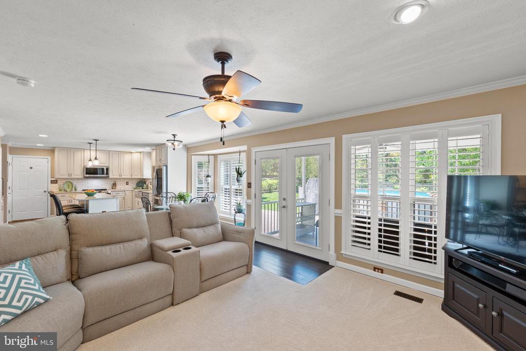 113 Lucy Long Ct