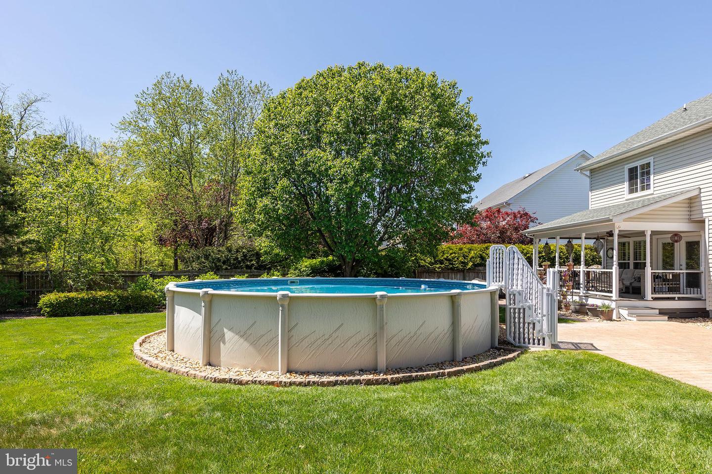 113 Lucy Long Ct