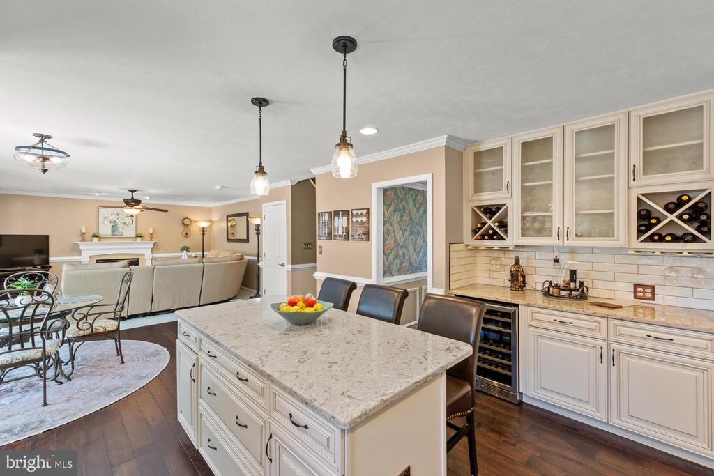 113 Lucy Long Ct