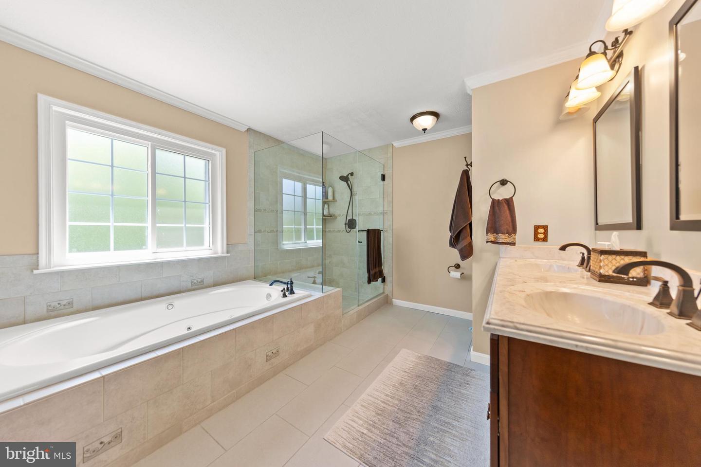 113 Lucy Long Ct