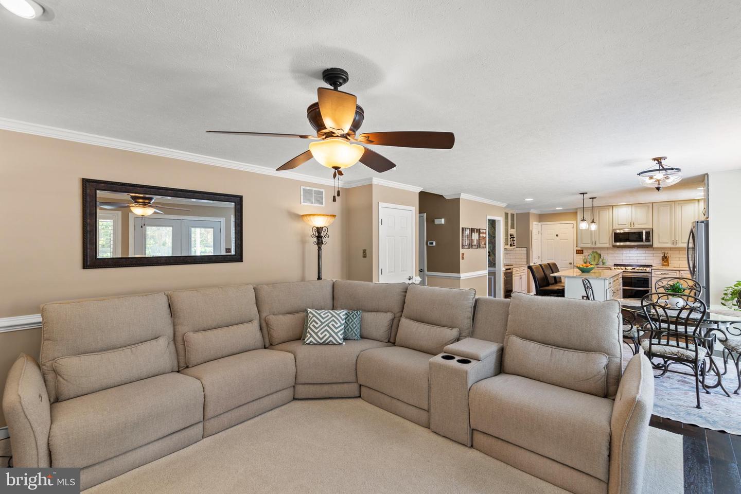 113 Lucy Long Ct