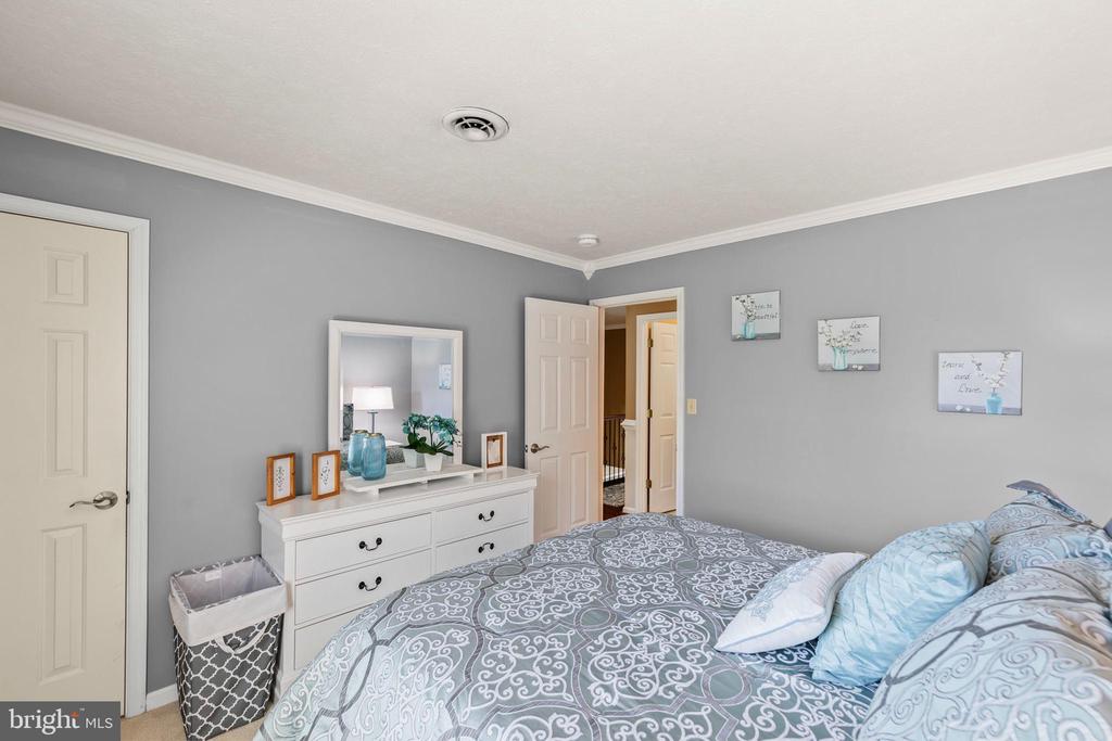113 Lucy Long Ct