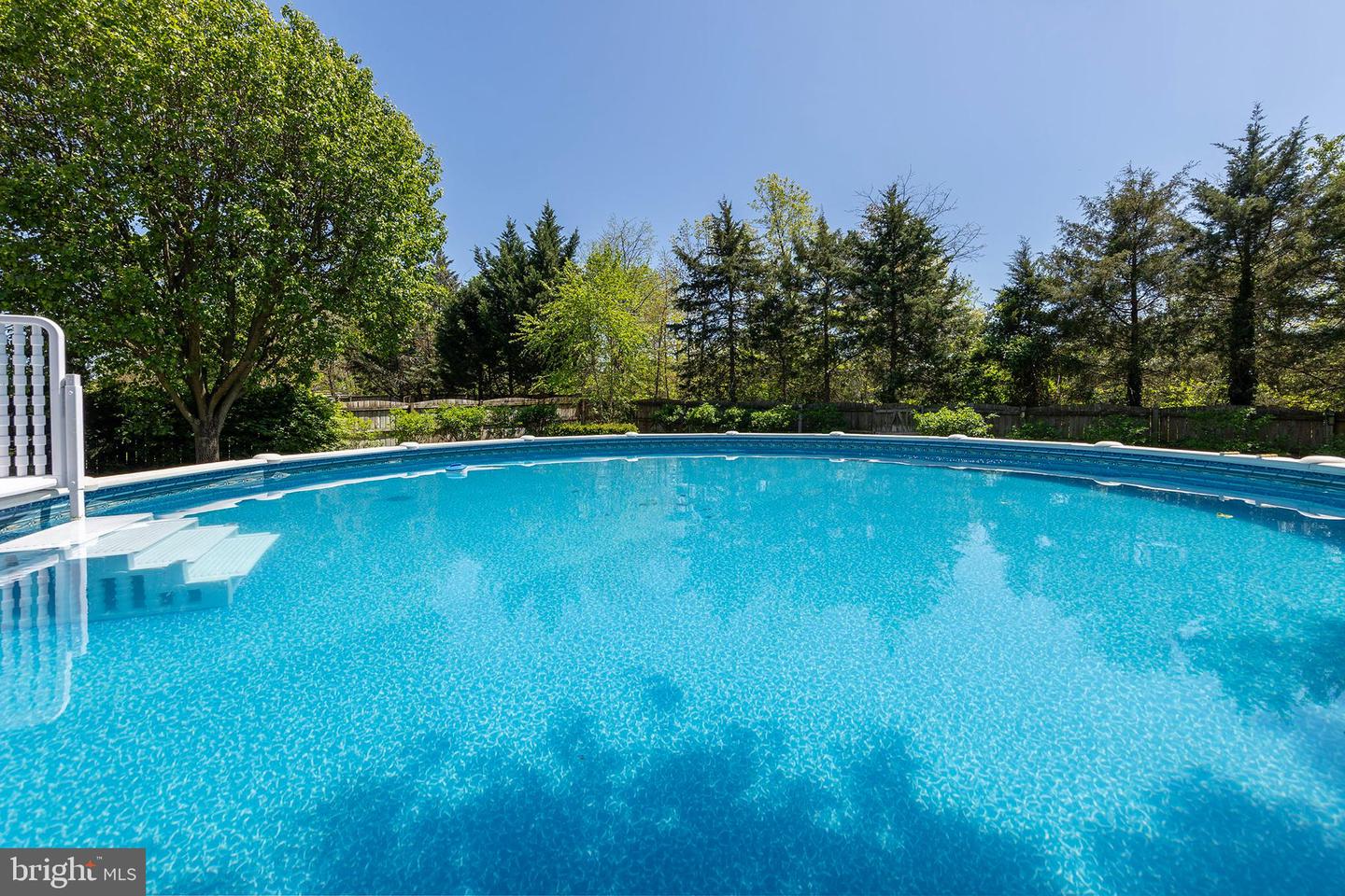 113 Lucy Long Ct