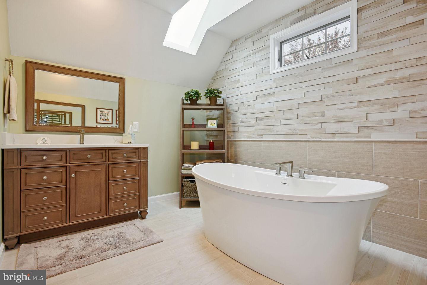 431 Madison Forest Dr