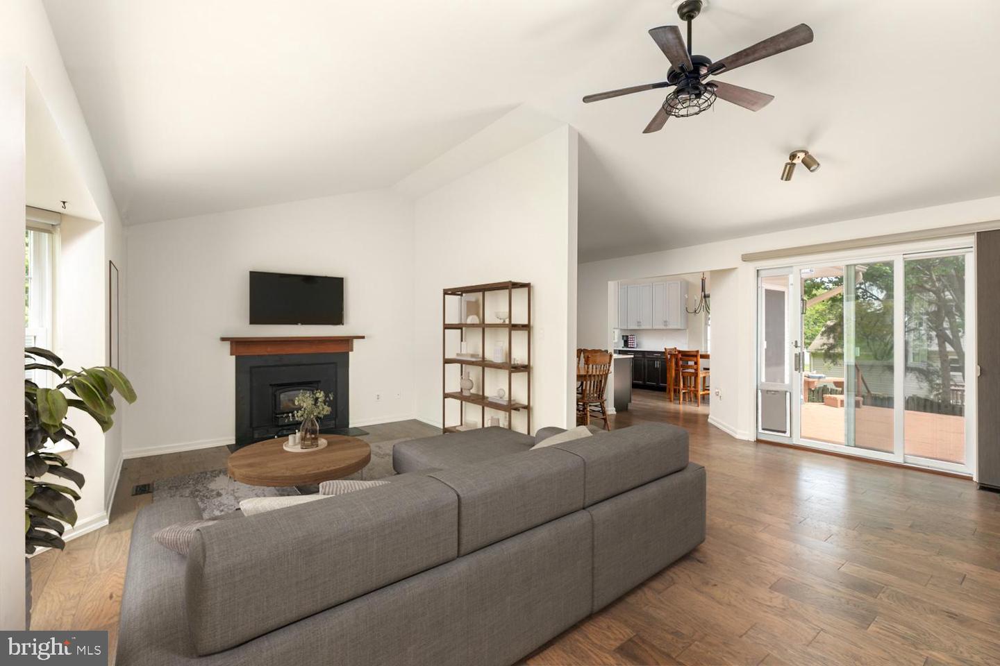 1453 Kingsvale Cir