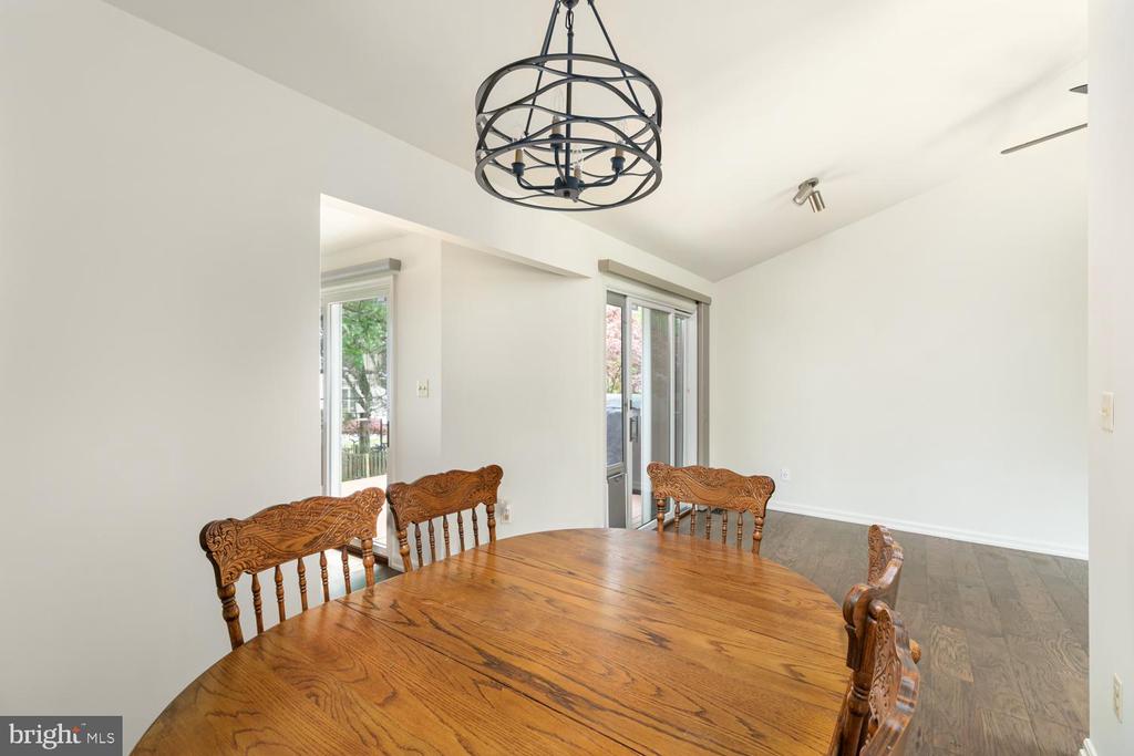 1453 Kingsvale Cir