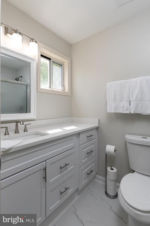 1453 Kingsvale Cir