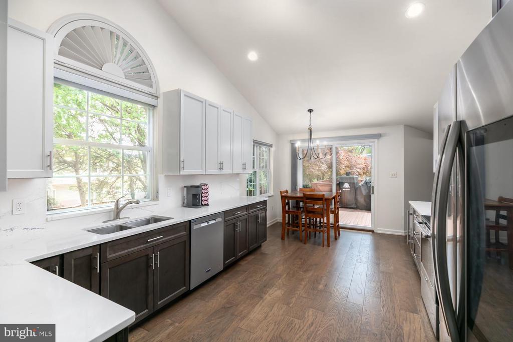 1453 Kingsvale Cir