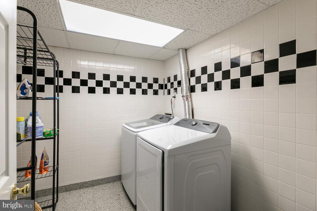 1453 Kingsvale Cir