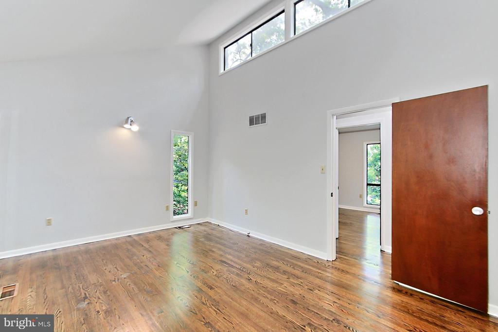 1314 Westhills Ln
