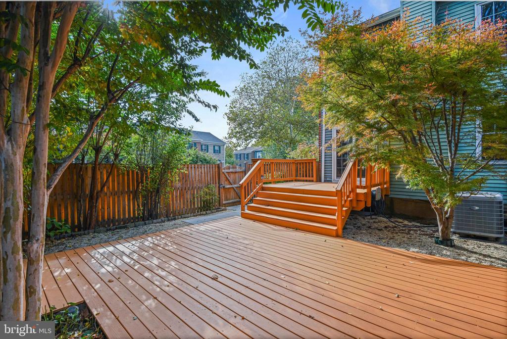 10360 GRANITE CREEK LANE