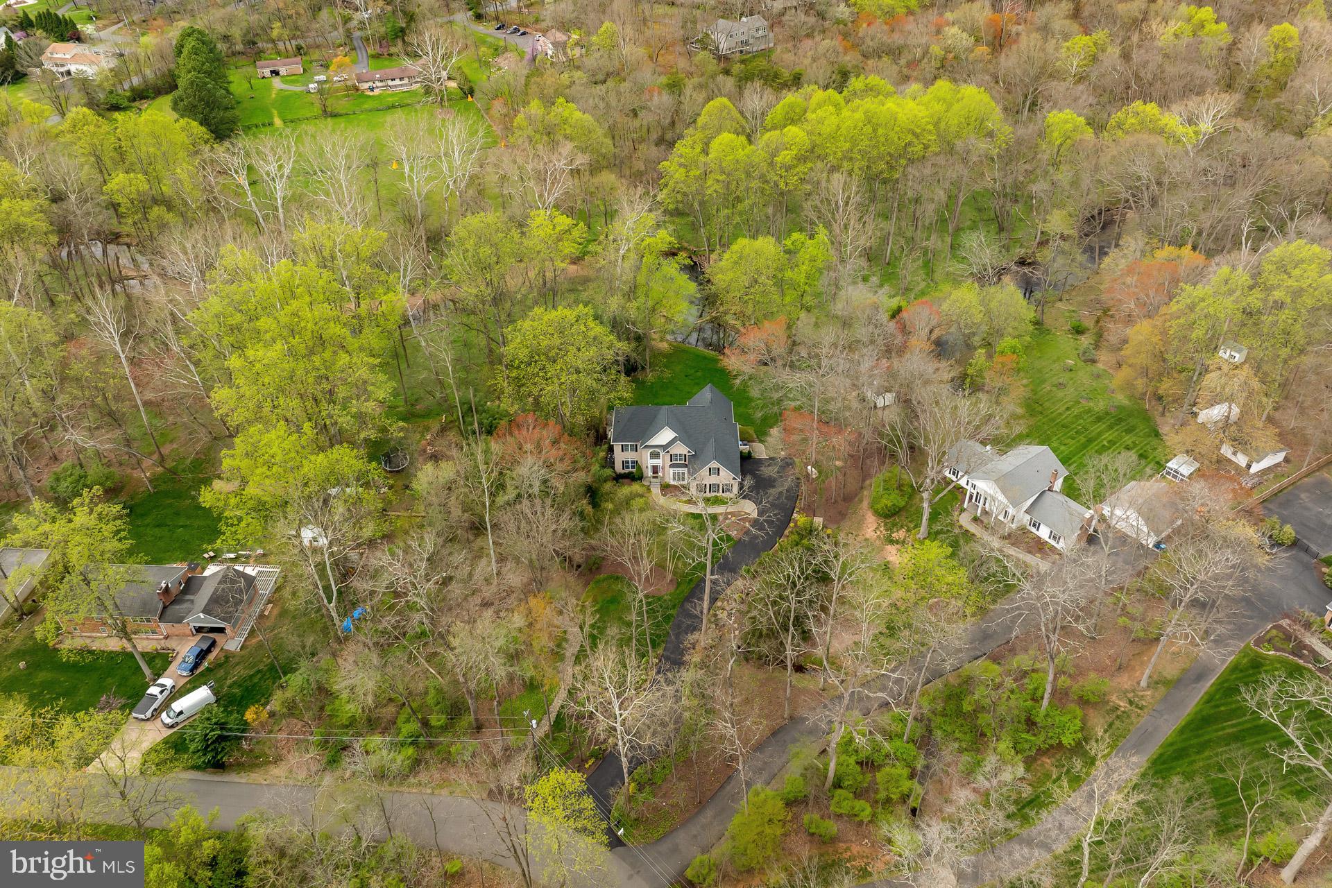 21433 Lake Dr