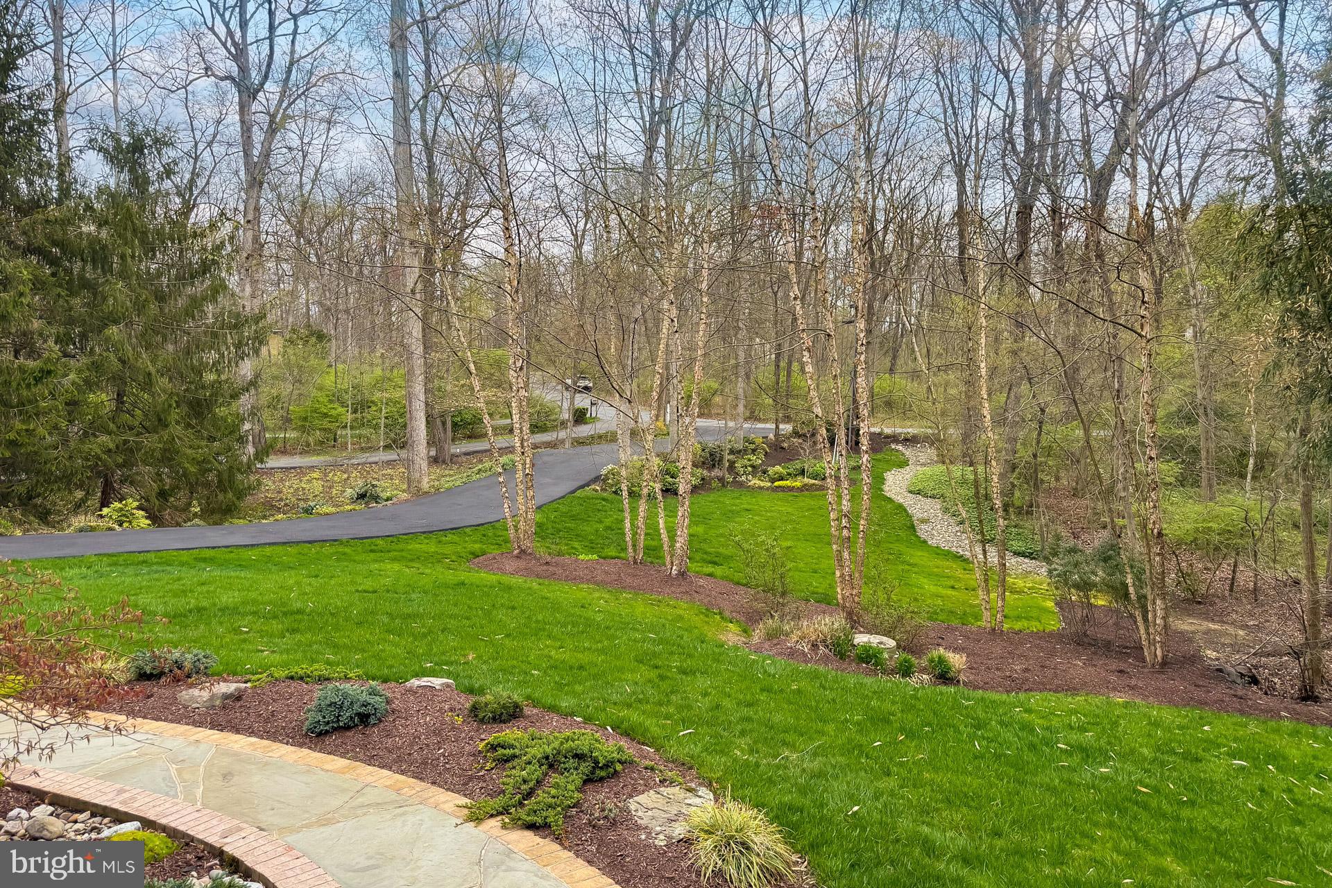 21433 Lake Dr