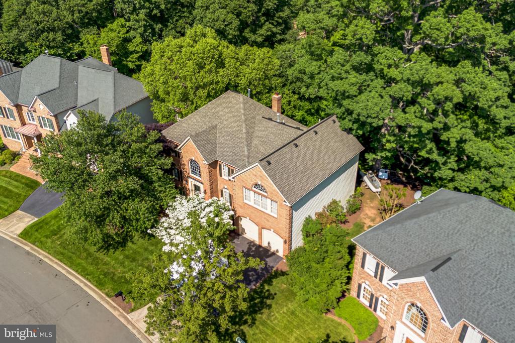 20448 Swan Creek Ct