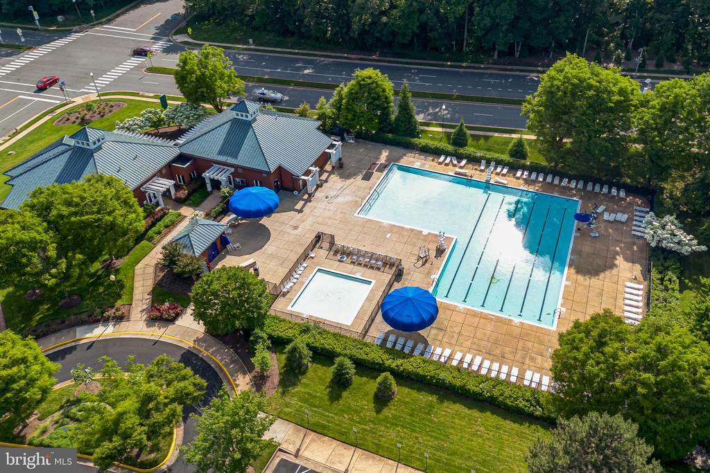 20448 Swan Creek Ct
