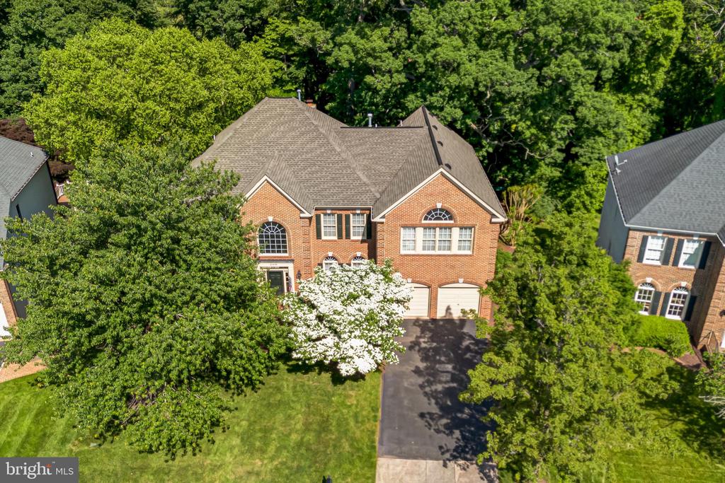 20448 Swan Creek Ct