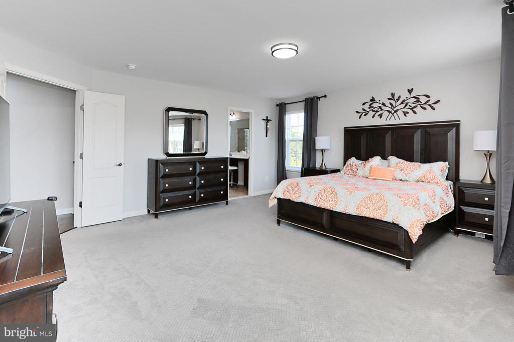 43240 HEAVENLY CIR