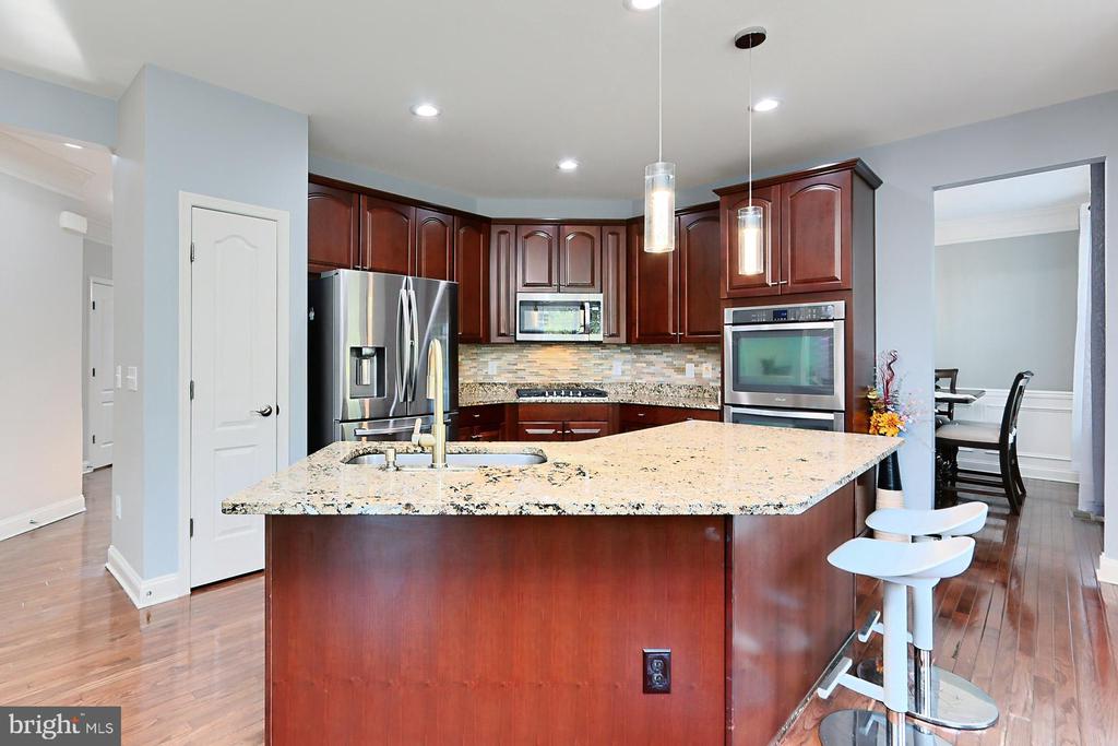 43240 HEAVENLY CIR