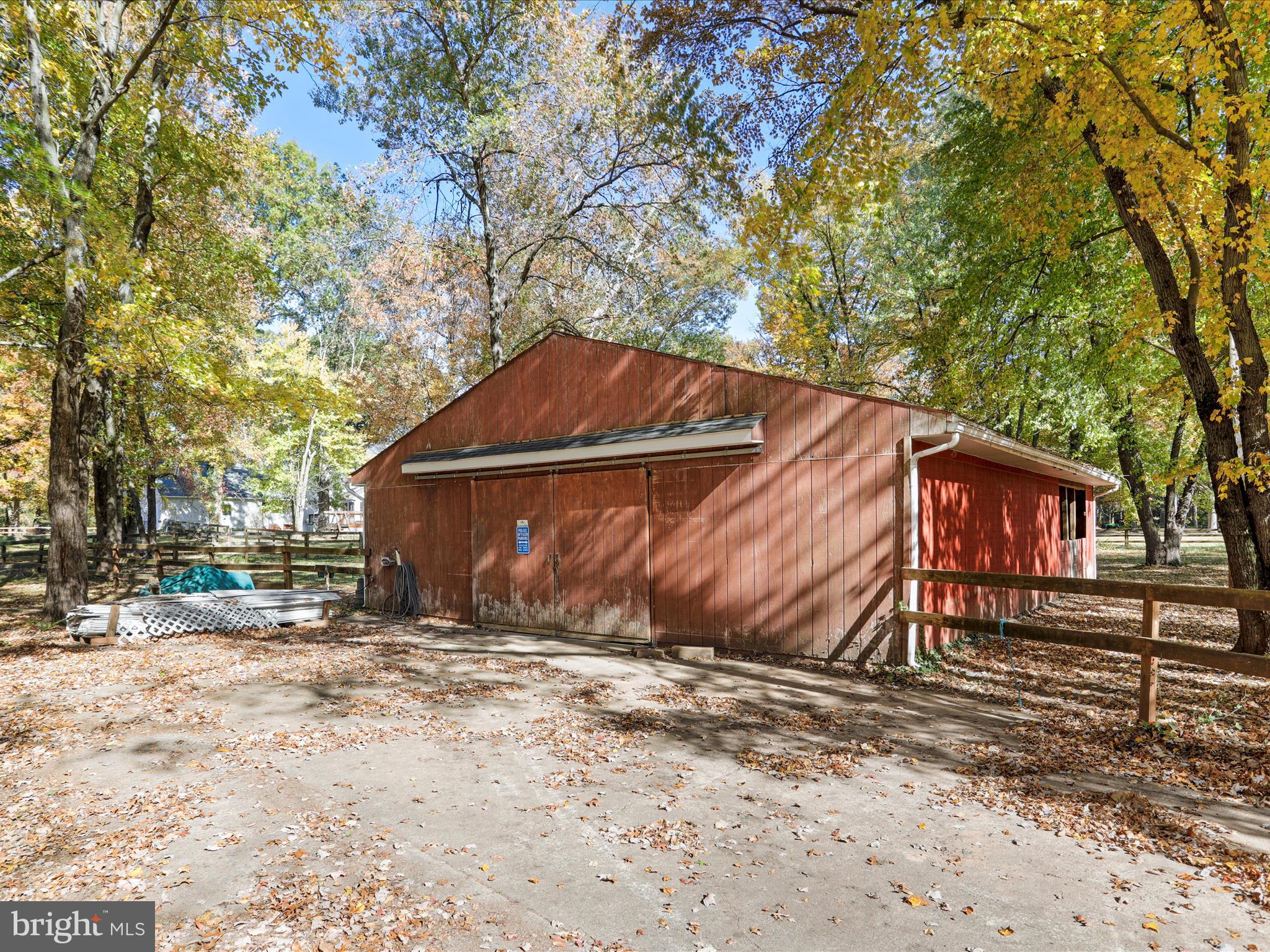 19276 Youngs Cliff Rd