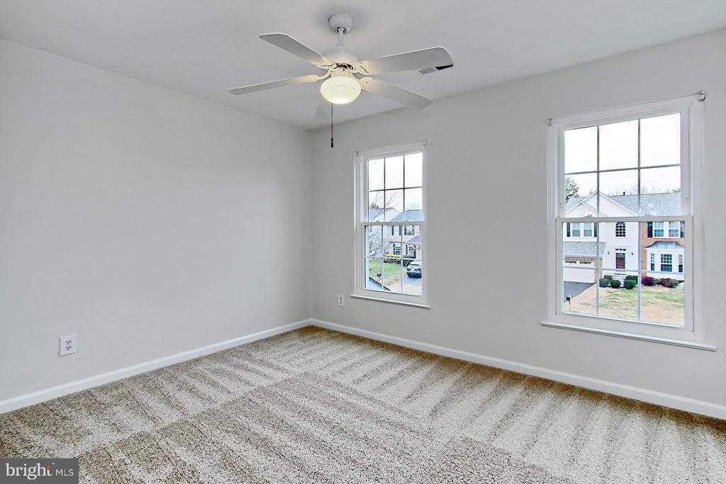20682 Mandalay Ct