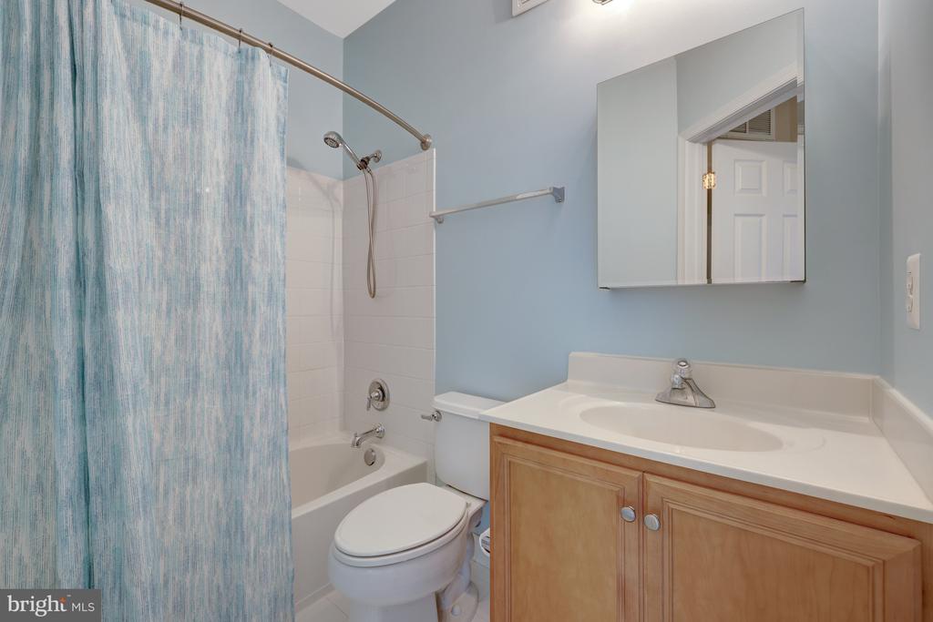 20385 Belmont Park Ter #102