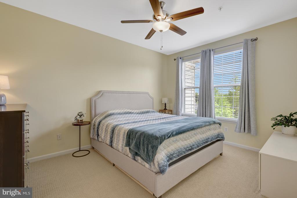 20385 Belmont Park Ter #102