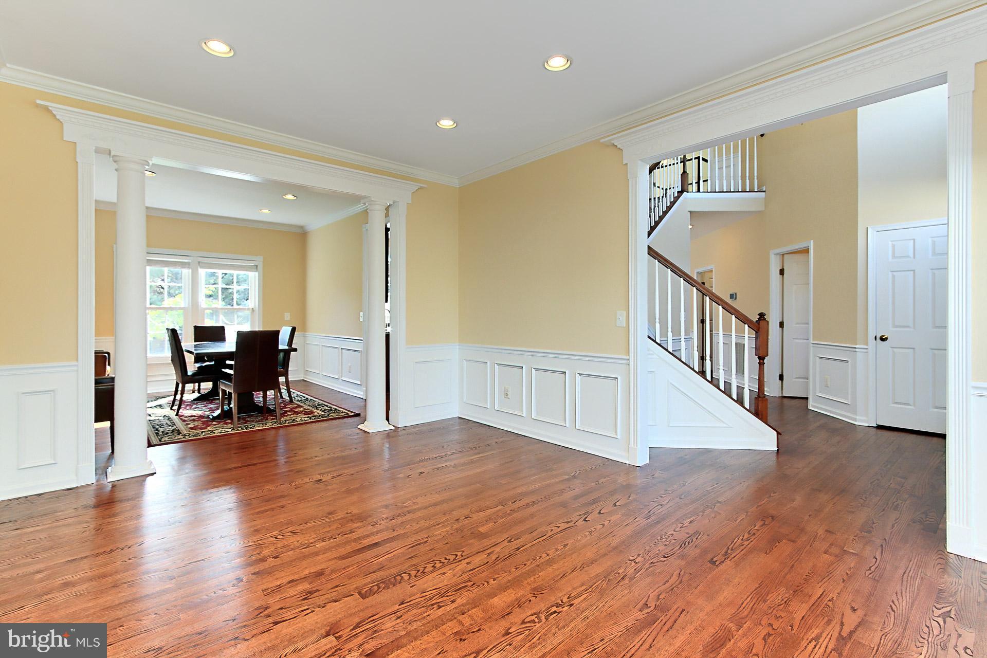 209 Jennings Ct SE