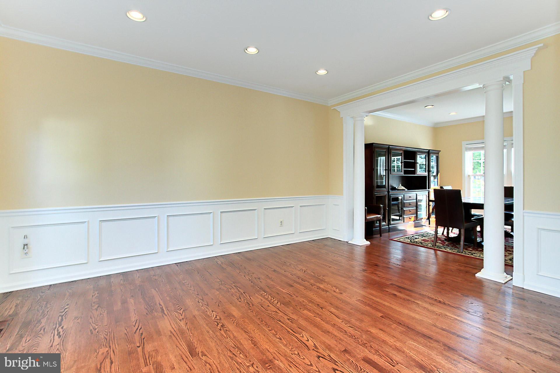 209 Jennings Ct SE