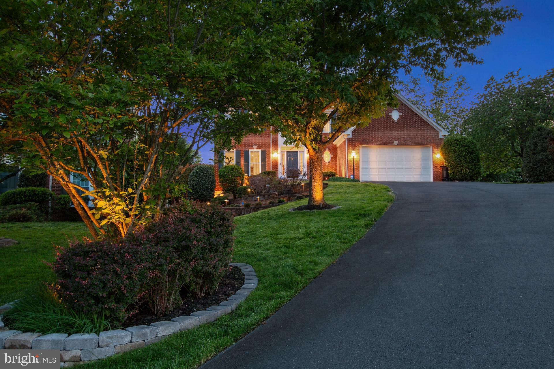 209 Jennings Ct SE