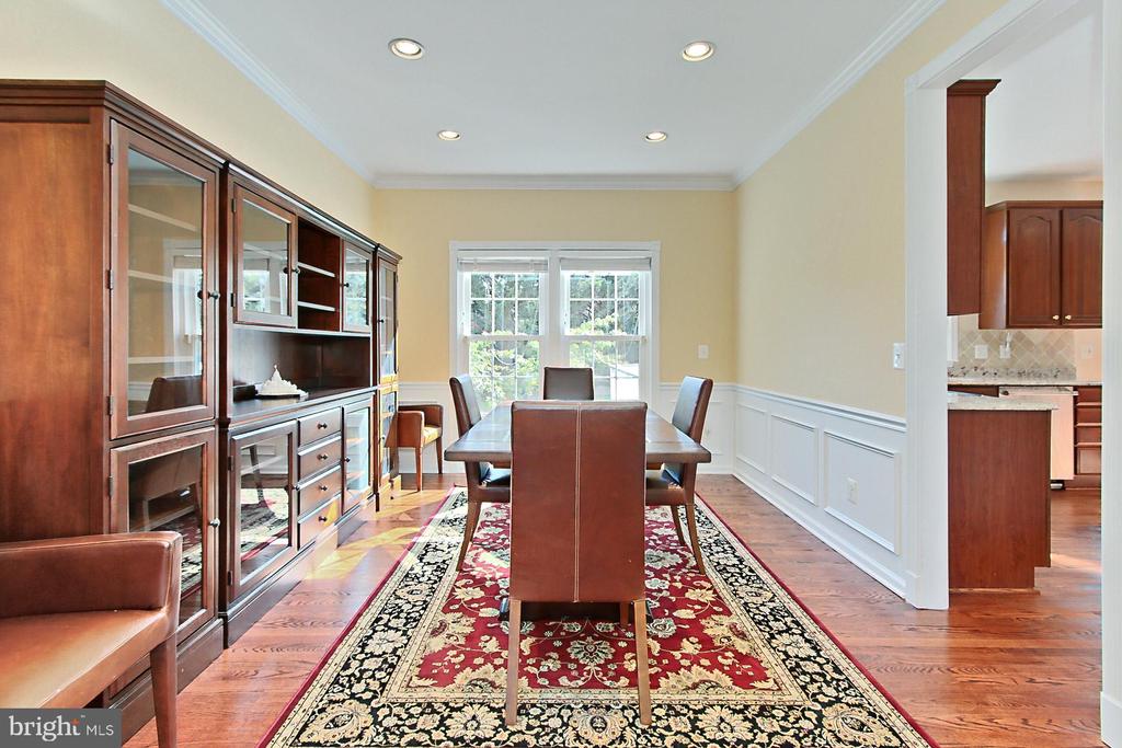 209 Jennings Ct SE