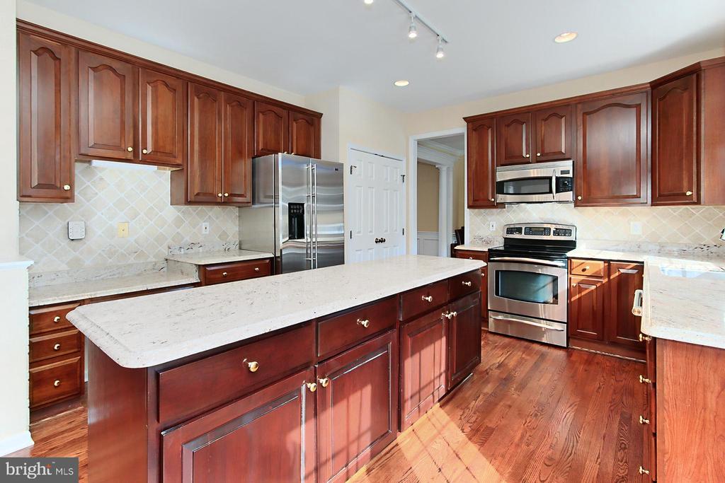209 Jennings Ct SE