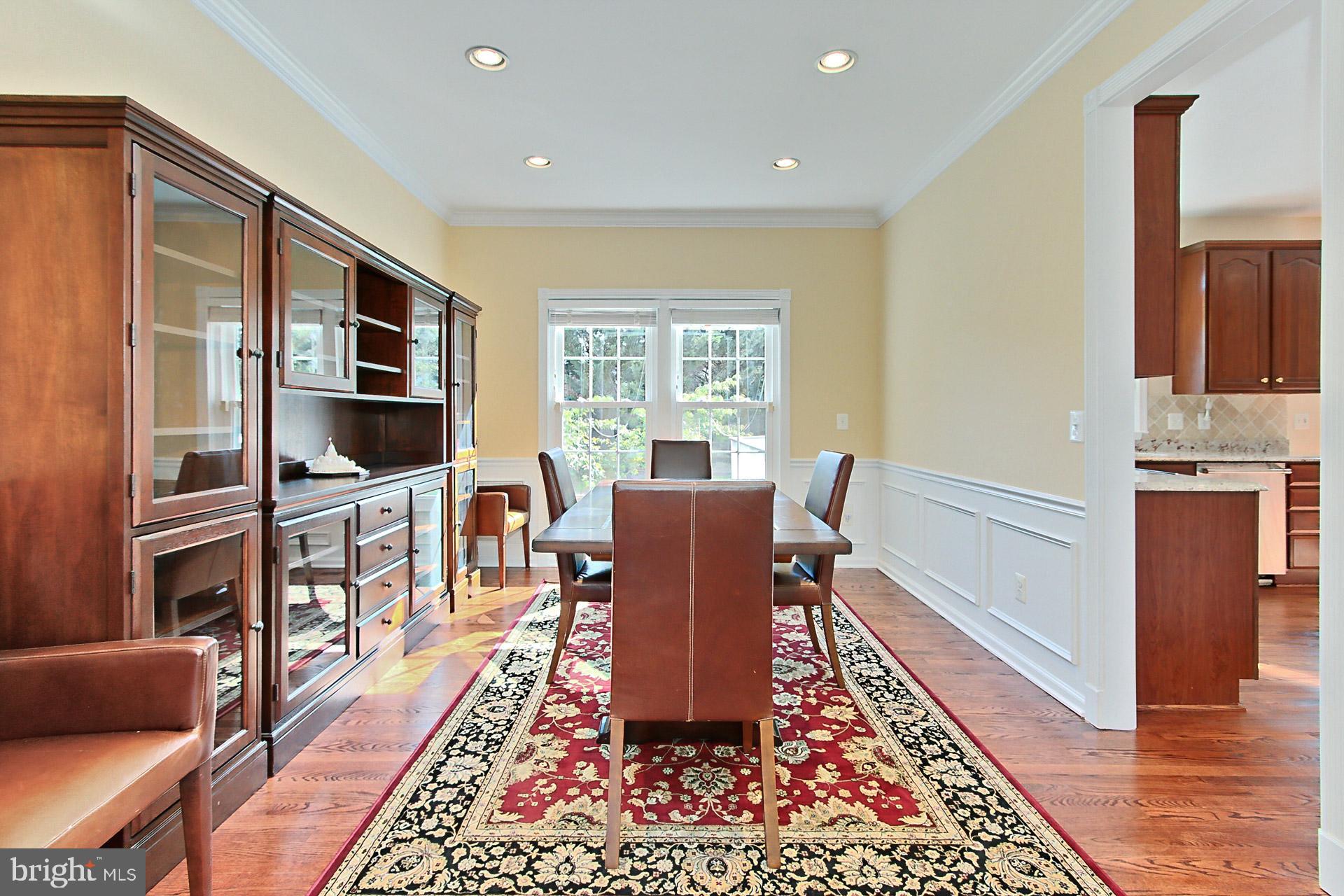 209 Jennings Ct SE