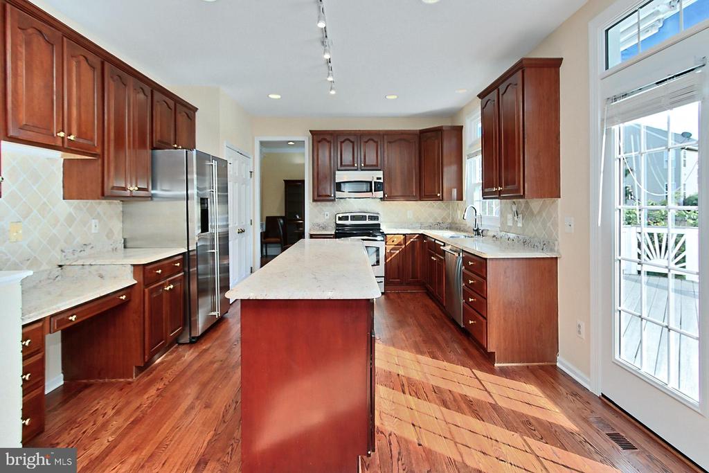209 Jennings Ct SE