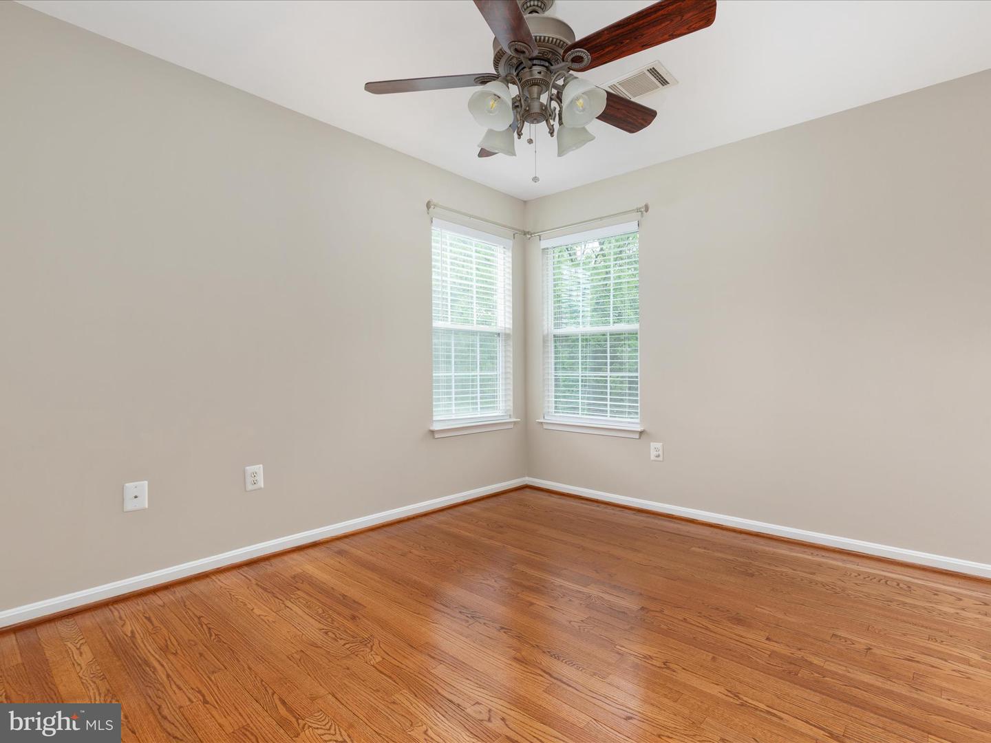 42833 Crowfoot Ct