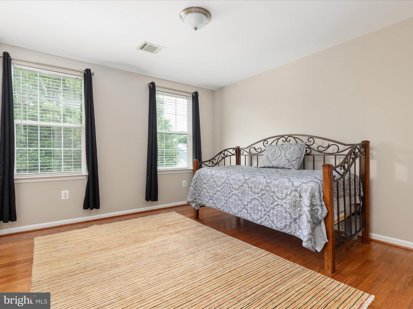 42833 Crowfoot Ct