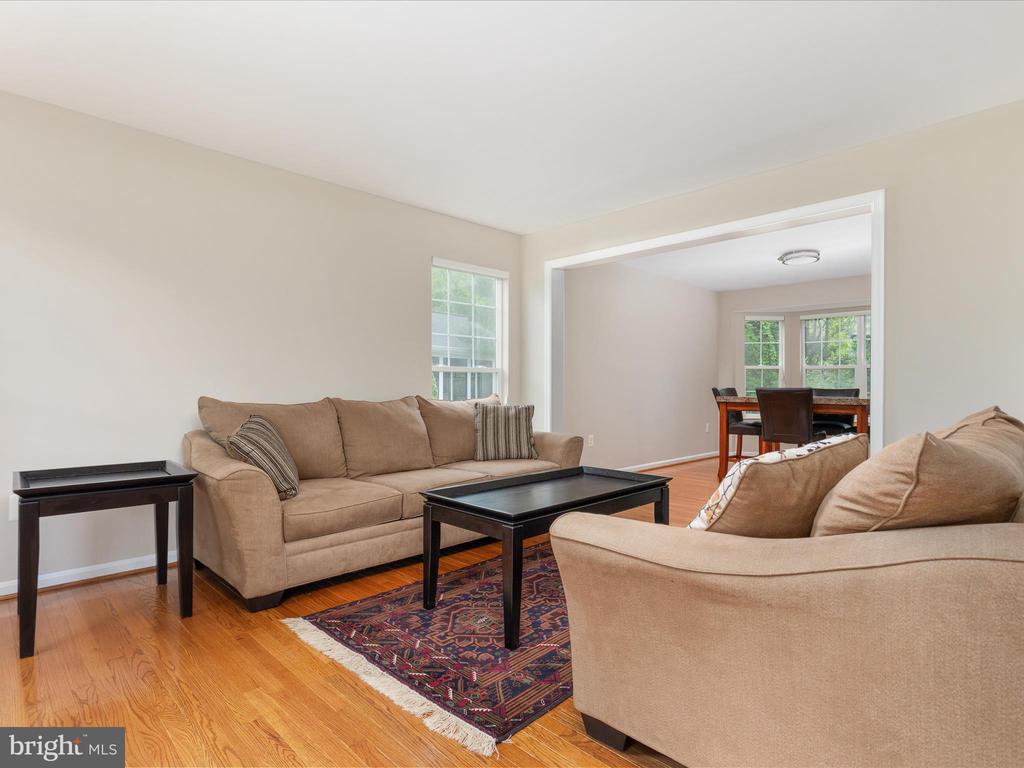 42833 Crowfoot Ct