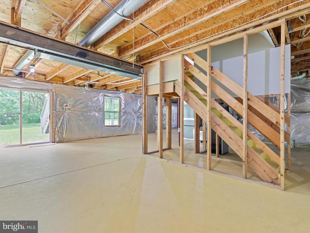 42833 Crowfoot Ct