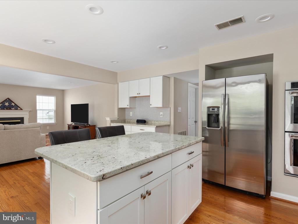 42833 Crowfoot Ct
